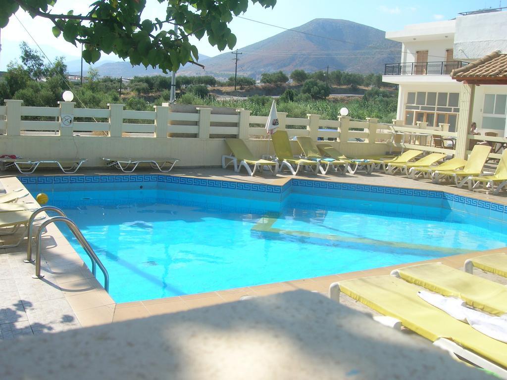 Simple Hotel Hersonissos Sun מראה חיצוני תמונה