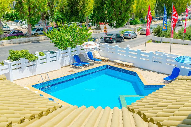 Simple Hotel Hersonissos Sun מראה חיצוני תמונה